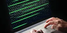 Italia nel mirino dei cyberterroristi: 9.250 attacchi in un anno