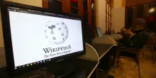 Wikipedia spegne 25 candeline: come ha cambiato il modo di informarsi