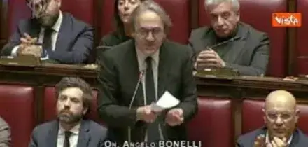 Bonelli: No lezioni di diritti umani da chi andava in vacanza nella dacia di Putin