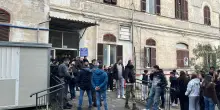 La Spezia: morto 19enne accoltellato in classe da un compagno