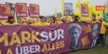 Protesta Coldiretti a Strasburgo contro il Mercosur, centinaia di agricoltori sfilano in strada