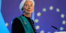 Davos, Lagarde abbandona la cena con Lutnick che viene contestato