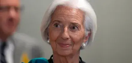 Fischi a Lutnick, Lagarde abbandona la sala: si scatena il putiferio alla cena a Davos