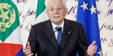 "Non c'&egrave; posto per l'odio razziale". Mattarella celebra il Giorno della Memoria