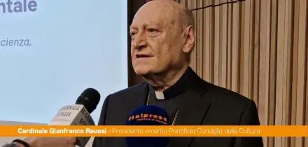 Salute mentale, Card. Ravasi "Dialogo per comprendere situazioni di difficolt&agrave;"