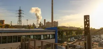 Commissione Ue approva il prestito ponte da 390 mln per ex Ilva