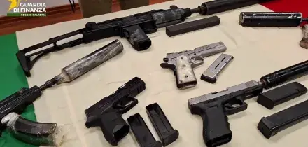 Armi ed esplosivi nella piana di Gioia Tauro, due arresti