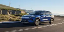 Auto, BYD presenta la nuova ATTO 3 EVO: Suv sportivo ancora pi&ugrave; evoluto