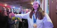 Vittozzi d'oro nel biathlon &ldquo;Ho trovato la forza dentro di me&rdquo;