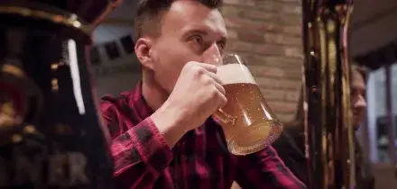 Aumentano gli acquisti di birra, vola l'artigianale