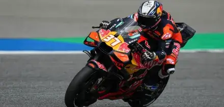 Acosta vince la Sprint della MotoGP in Thailandia