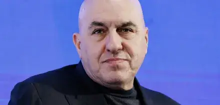 Crosetto rientra in Italia con un volo militare: &ldquo;Da sinistra polemiche basse e vergognose&rdquo;