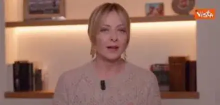 Crisi Iran, Meloni: Allo studio attivazione strumento accise mobili per prezzo carburante