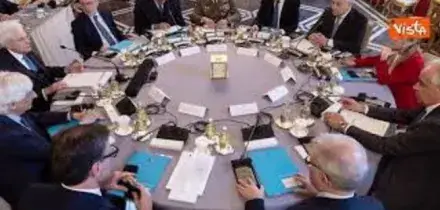 Custodie per telefoni schermate "Faraday bag" al Consiglio Supremo di Difesa contro intercettazioni