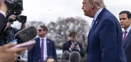 Trump pensa al passo indietro ma prima vuole l'arsenale nucleare iraniano