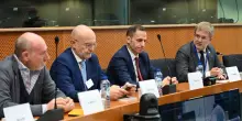 Parlamento europeo, presentato "Piumini e catene". I libro di Arditti e Gallicola sul tema maranza