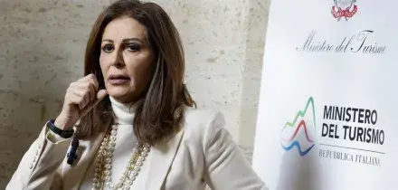 Santanch&egrave; rassegna le dimissioni, la lettera a Meloni: "Cara Giorgia..."