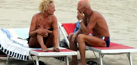 Ostia, arriva il divieto di fumo in riva al mare. Bandite tutte le sigarette