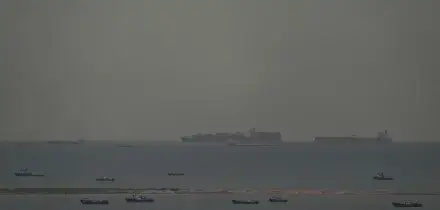 Emirati pronti a forzare la riapertura di Hormuz con gli Usa. La mossa che cambia tutto