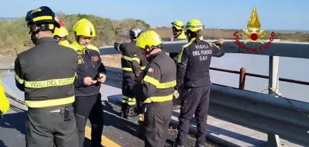Maltempo, proseguono ricerche disperso dopo il crollo del ponte sul fiume Trigno