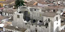 L'Aquila, 17 anni dal terremoto. Piantedosi: "Ferita aperta del Paese"
