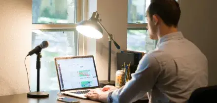 Smart working, in vigore la legge Pmi: cosa prevedono le nuove regole