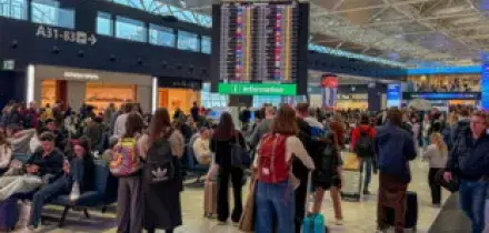 Guerra, crisi del carburante e voli a rischio. I consigli per rinunciare al proprio viaggio