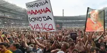 Si d&agrave; malato e va al concerto di Vasco: per il dipendente finisce malissimo