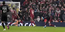 Doppietta Dembel&eacute;, il Psg vince 2-0 a Liverpool e va in semifinale