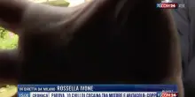 I soliti democratici: gli antagonisti aggrediscono la troupe Mediaset con spintoni e violenza