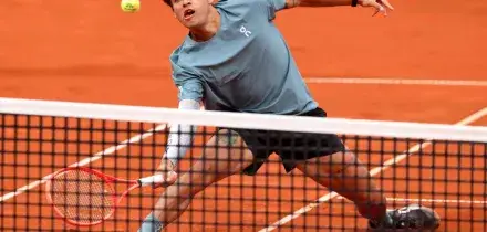Cobolli si arrende in due set. A Shelton l'Atp di Monaco
