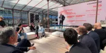 Al Fuorisalone il cemento diventa linguaggio urbano