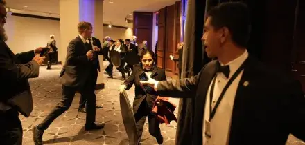 Spari alla cena con Trump, presidente Usa &ldquo;Ecco perch&egrave; serve la ballroom&rdquo;