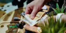 Ad aprile cala la fiducia di consumatori e imprese