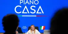 Governo: via libera al Piano Casa, prorogato sconto accise carburanti