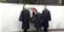 Mattarella depone corona di fiori in memoria vittime terremoto Gemona