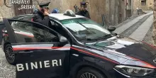 Tratta di esseri umani, catturato a Sassari latitante nascosto in un armadio