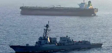Tensione a Hormuz: gli USA colpiscono due petroliere, Teheran valuta l'accordo