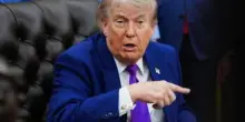 Iran, Trump: "I curdi si sono tenute le armi per i manifestanti a Teheran"