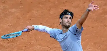 Musetti infortunato salta Amburgo e Roland Garros