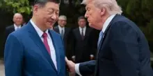 Trump saluta Xi e annuncia: "Sull'Iran la pensiamo allo stesso modo. Hormuz deve riaprire"