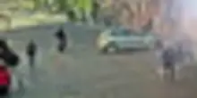 Modena, auto piomba sui passanti in pieno centro: 8 feriti gravi