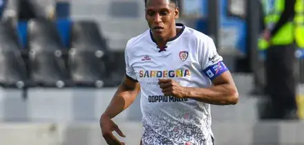 Il Cagliari batte 2-1 il Torino e conquista la salvezza