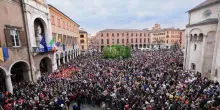 Modena, i genitori dell'attentatore: "Annichiliti dalla vergogna". Come stanno i feriti