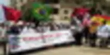 Gaza manifesta per gli attivisti flotilla: "Rendiamo omaggio ad eroi"