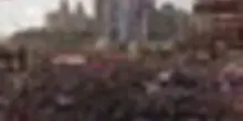 Cuba, in migliaia manifestano davanti all'ambasciata Usa all'Avana