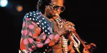 Eterno pioniere del jazz: cento volte Miles Davis