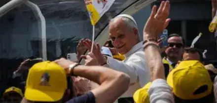 Acerra, Papa Leone: "Serve cambiamento di mentalit&agrave; per risanare la Terra dei Fuochi"