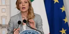 Intelligenza artificiale, Meloni: "Un danno se sostituir&agrave; lavoratori. Dovr&agrave; essere complementare"