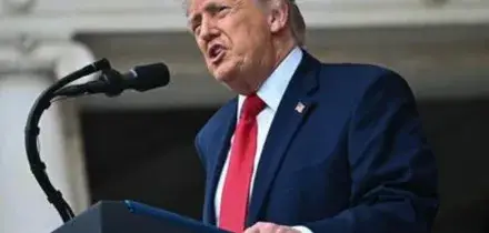 Trump ai Paesi arabi: "Firmate gli Accordi di Abramo e sar&agrave; pace in Iran"